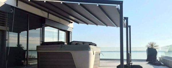 Pergola árnyékoló kisokos: hangulatos terasz árnyékolás a kertben