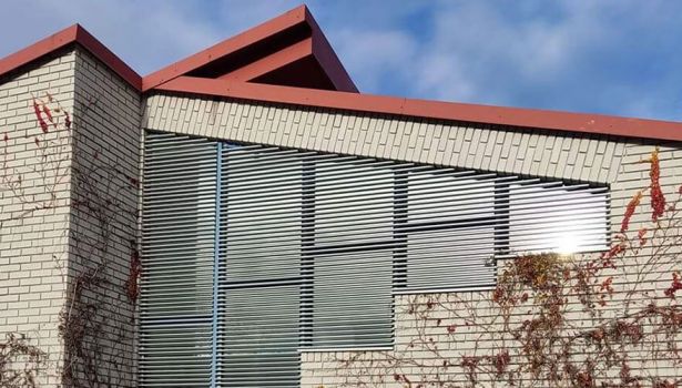 Fix lamellás árnyékoló